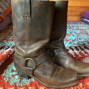 Frye brown women’s boots size 8.5